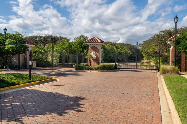 $1,350,000 | 301 South Crescenta Drive, St. Augustine, FL 32080