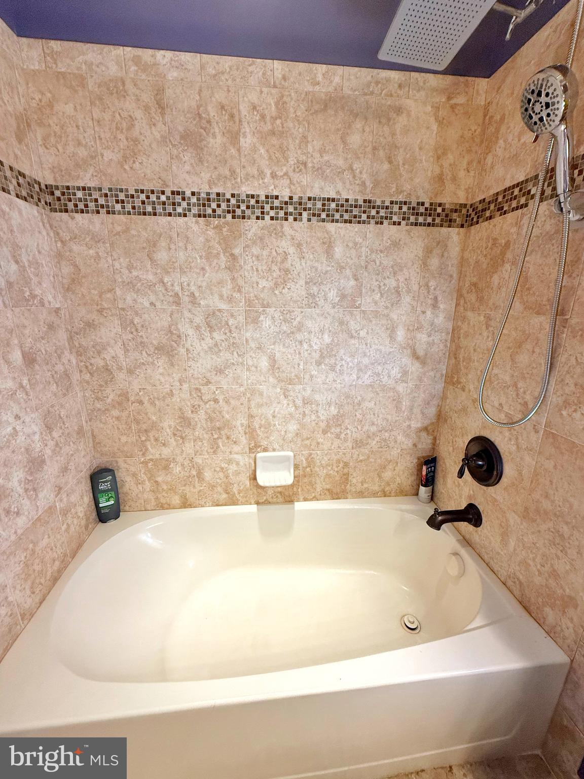 140 Weatherby Lane Glassboro, NJ 08028 - Photo 73 of 85 a bathroom with a bathtub and a shower