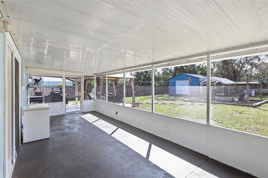 135 Caracas Road DeBary, FL 32713 - Photo 15 of 25