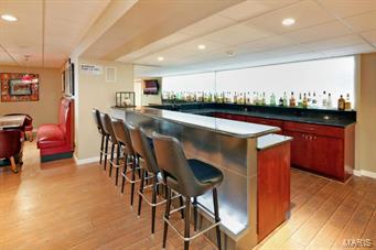 2 Warson Hills Lane St. Louis, MO 63124 - Photo 13 of 19