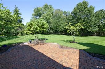 2 Warson Hills Lane St. Louis, MO 63124 - Photo 17 of 19