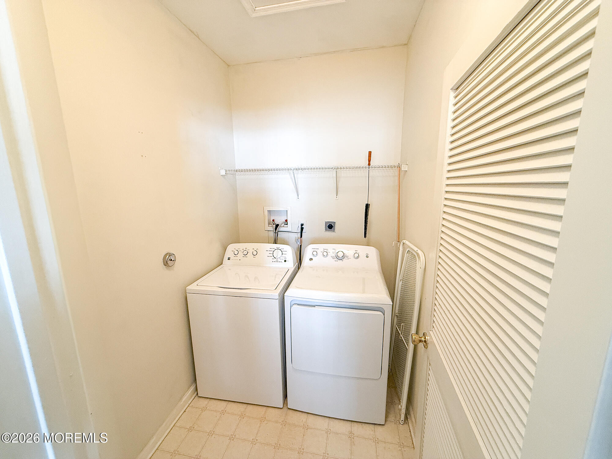 155 Wordsworth Road Brick, NJ 08724 - Photo 26 of 42 a utility room with dryer and washer
