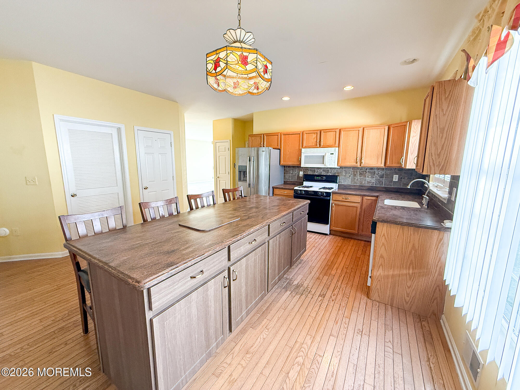 155 Wordsworth Road Brick, NJ 08724 - Photo 3 of 42 155 Wordsworth 11