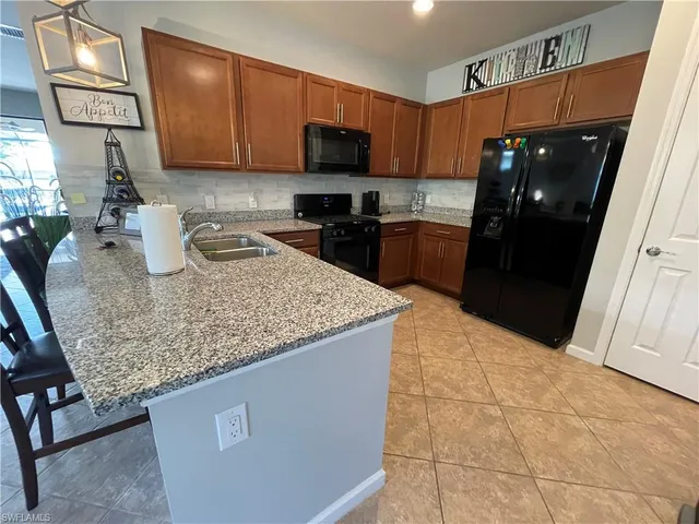 $6,800 | 7631 Jacaranda Lane, Naples, FL 34114