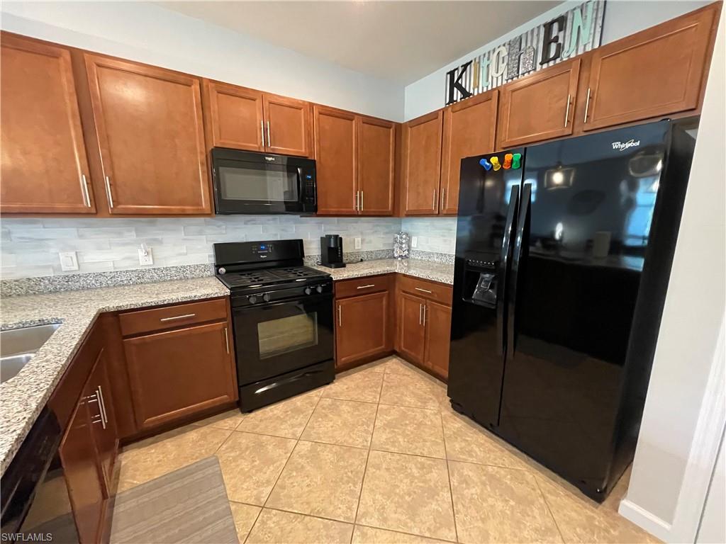 7631 Jacaranda Lane Naples, FL 34114 - Photo 19 of 43