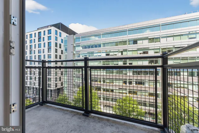 $2,850 | 37 L Street Southeast, Unit A701, Washington, DC 20003