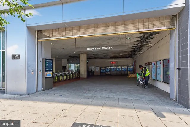 $2,850 | 37 L Street Southeast, Unit A701, Washington, DC 20003