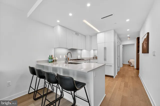 $2,850 | 37 L Street Southeast, Unit A701, Washington, DC 20003