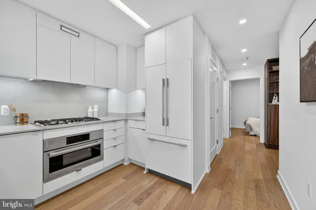 $2,850 | 37 L Street Southeast, Unit A701, Washington, DC 20003