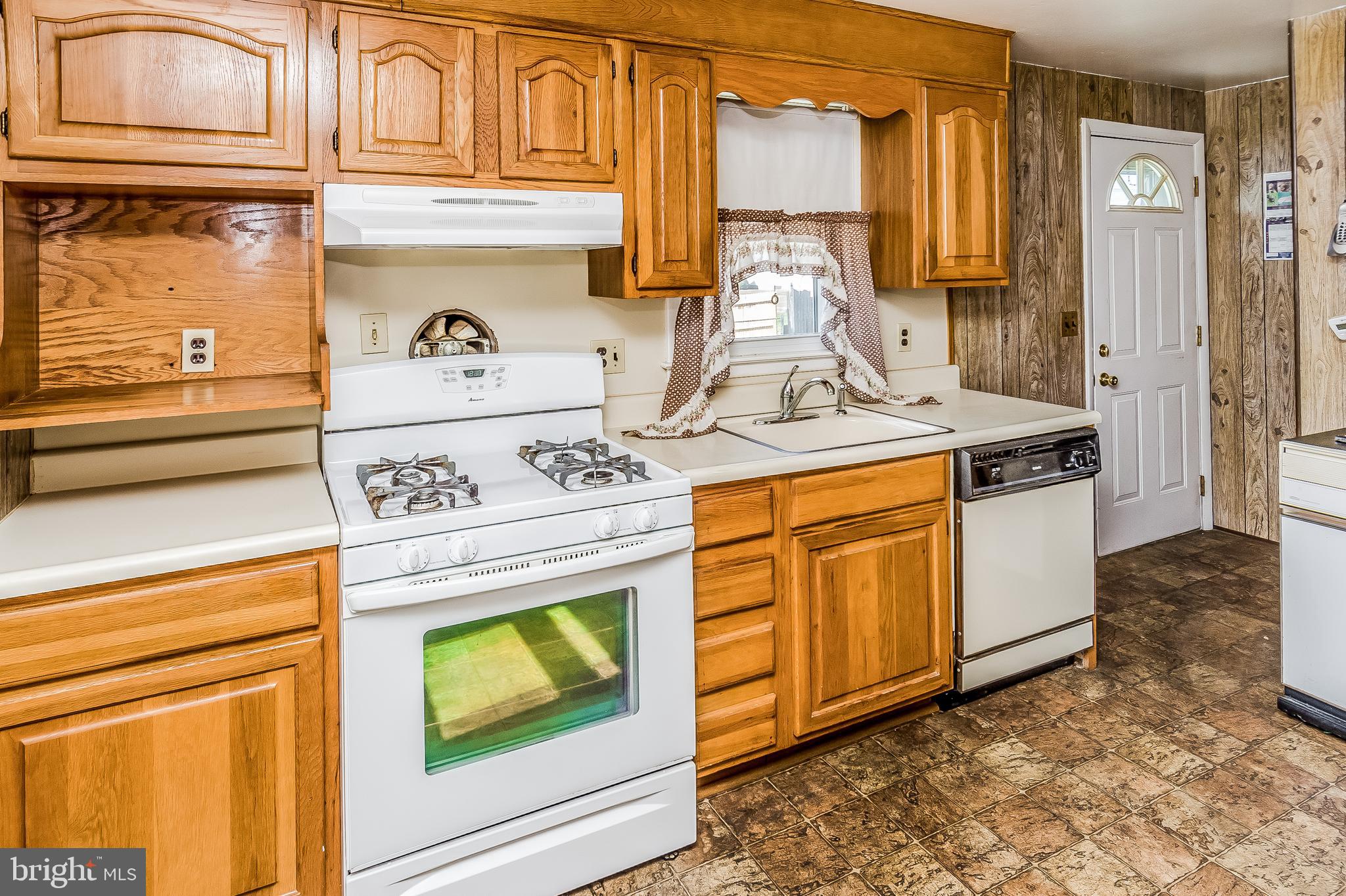95 Hempstead Road Hamilton, NJ 08610 - Photo 14 of 25