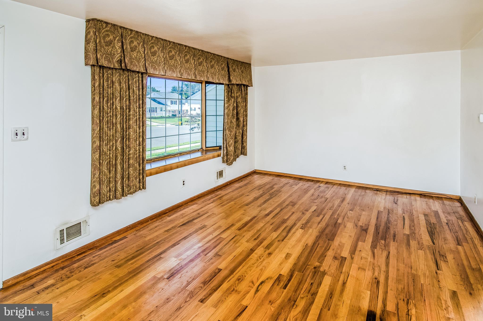 95 Hempstead Road Hamilton, NJ 08610 - Photo 8 of 25