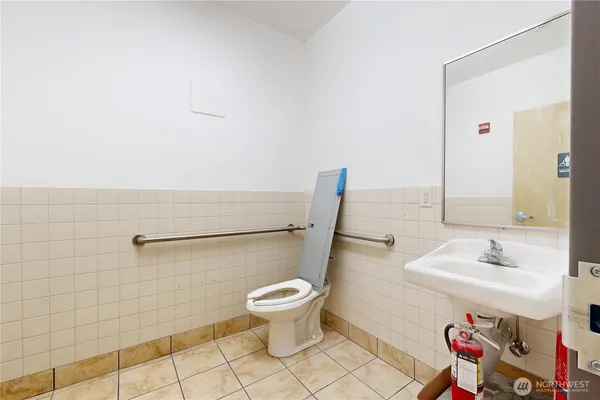 $4,800 | 1605 Southeast Meadowbrook Street, Unit 1, College Place, WA 99324