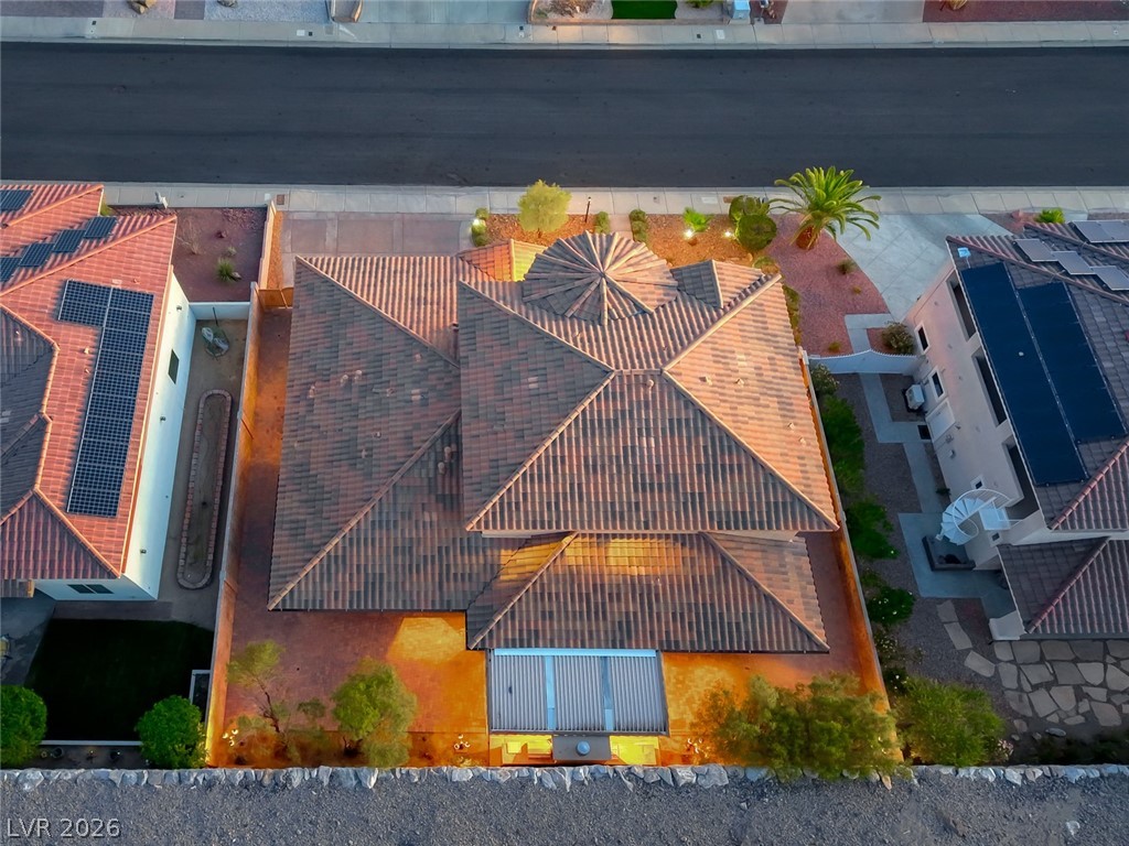 905 Rhyolite Terrace Henderson, NV 89011 - Photo 4 of 64