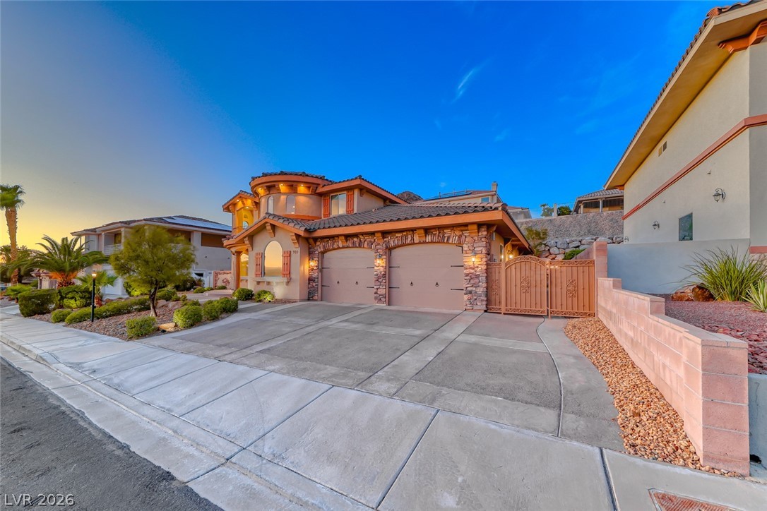 905 Rhyolite Terrace Henderson, NV 89011 - Photo 6 of 64