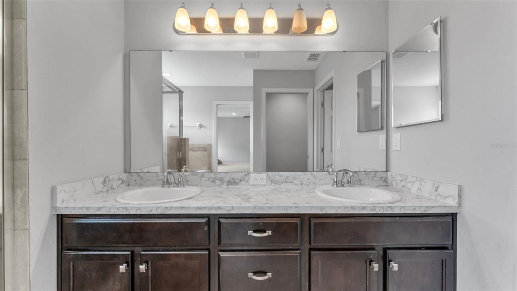 3878 White Ibis Road Lakeland, FL 33811 - Photo 5 of 42 Gallery Image 5