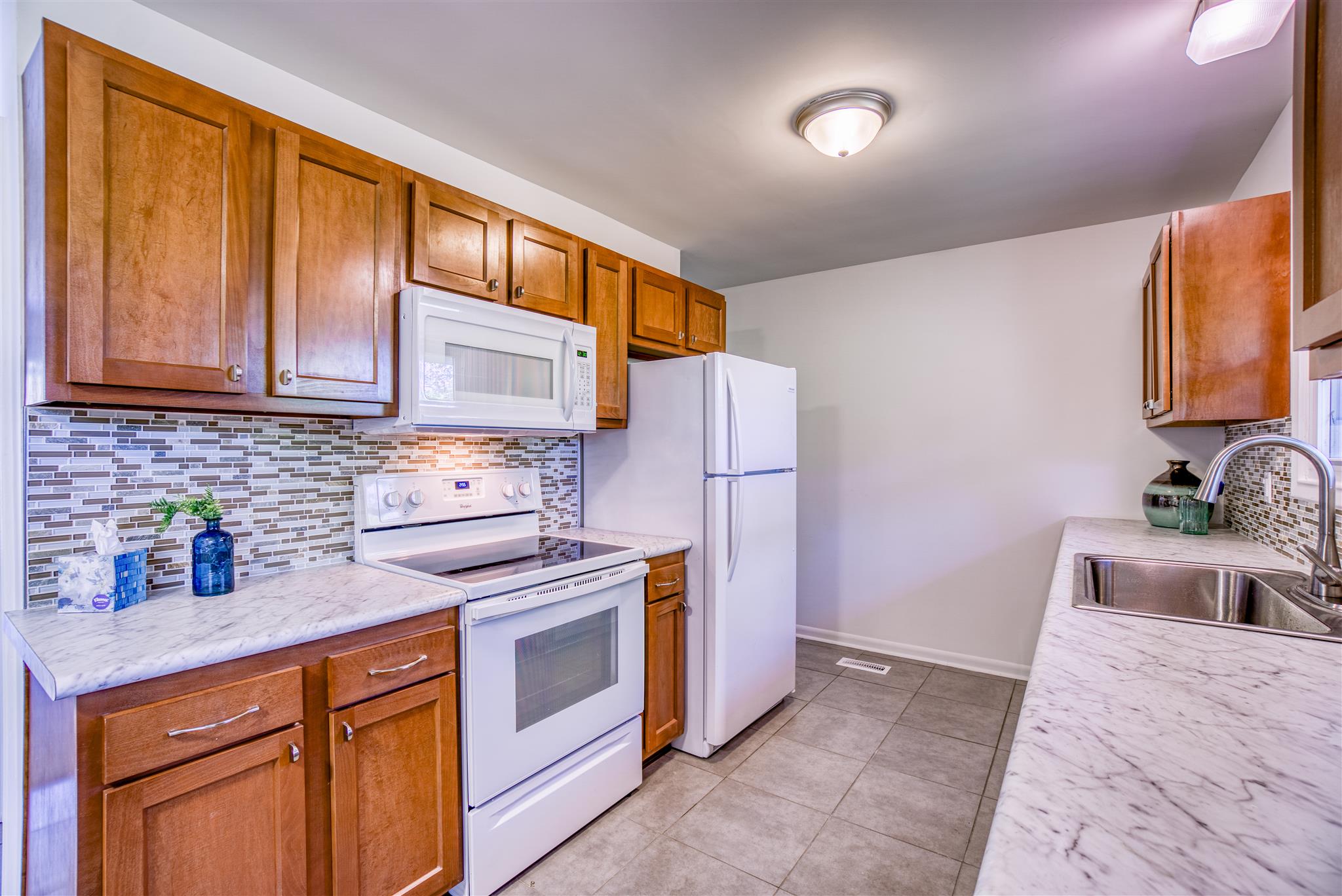 6525 Old State Road Evansville, IN 47710 - Photo 11 of 31 Gallery Image 11