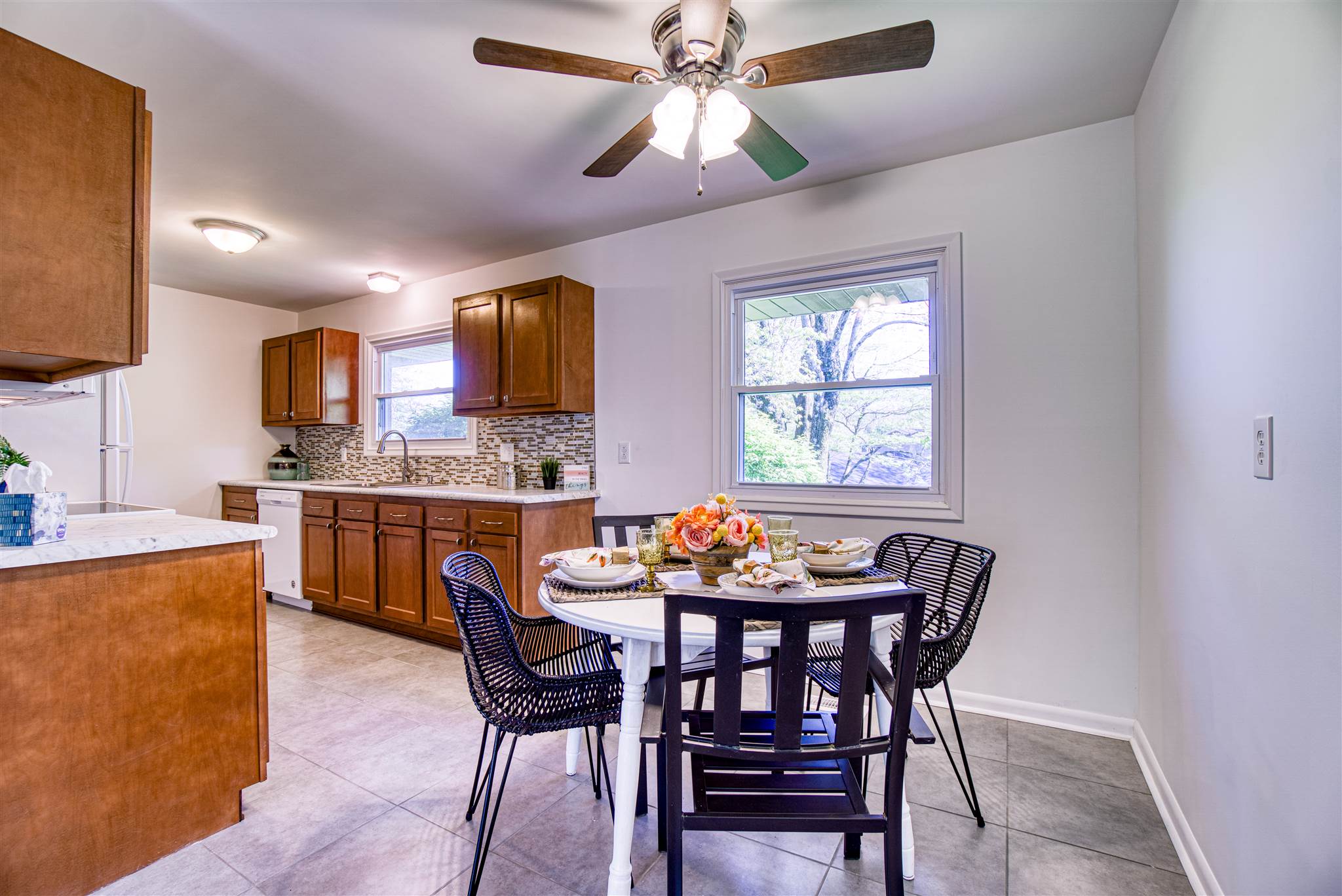 6525 Old State Road Evansville, IN 47710 - Photo 13 of 31 Gallery Image 13