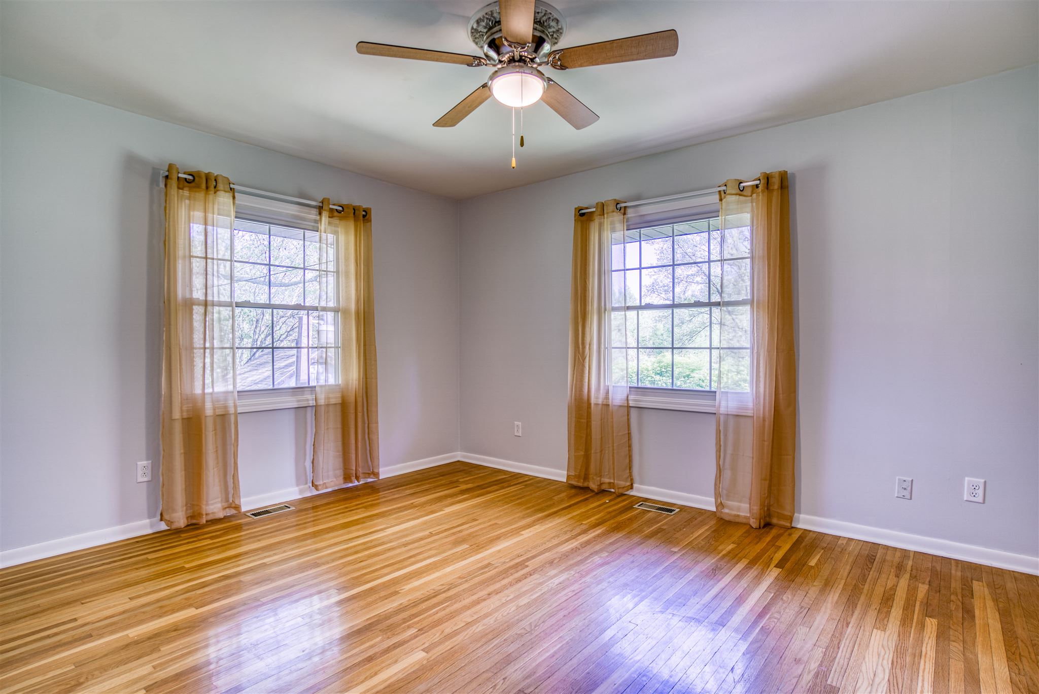 6525 Old State Road Evansville, IN 47710 - Photo 17 of 31 Gallery Image 17