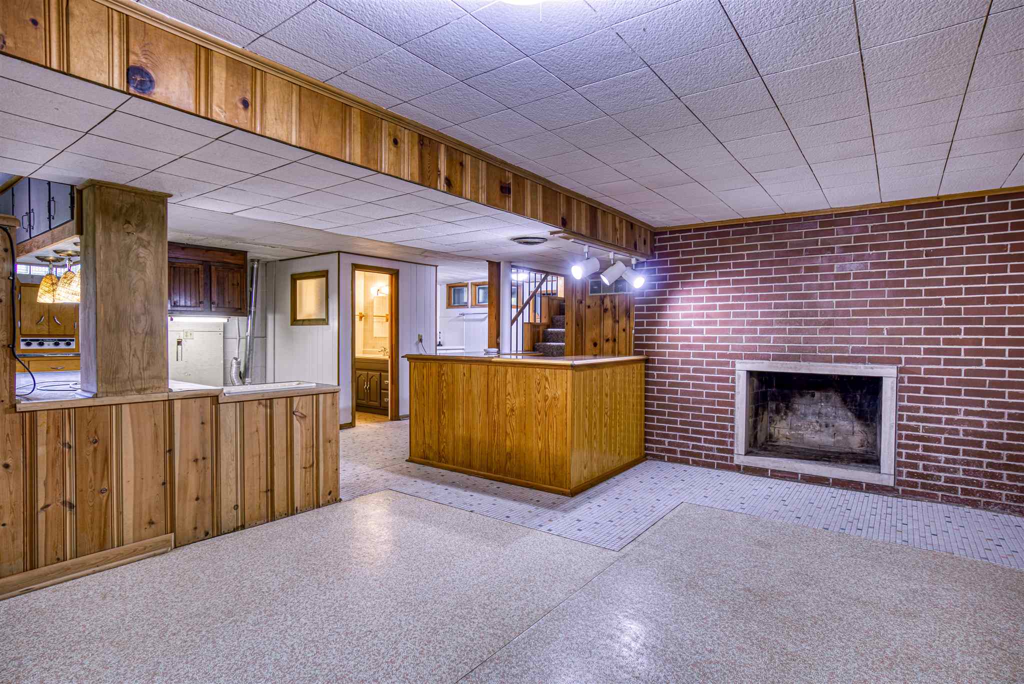 6525 Old State Road Evansville, IN 47710 - Photo 27 of 31 Gallery Image 27