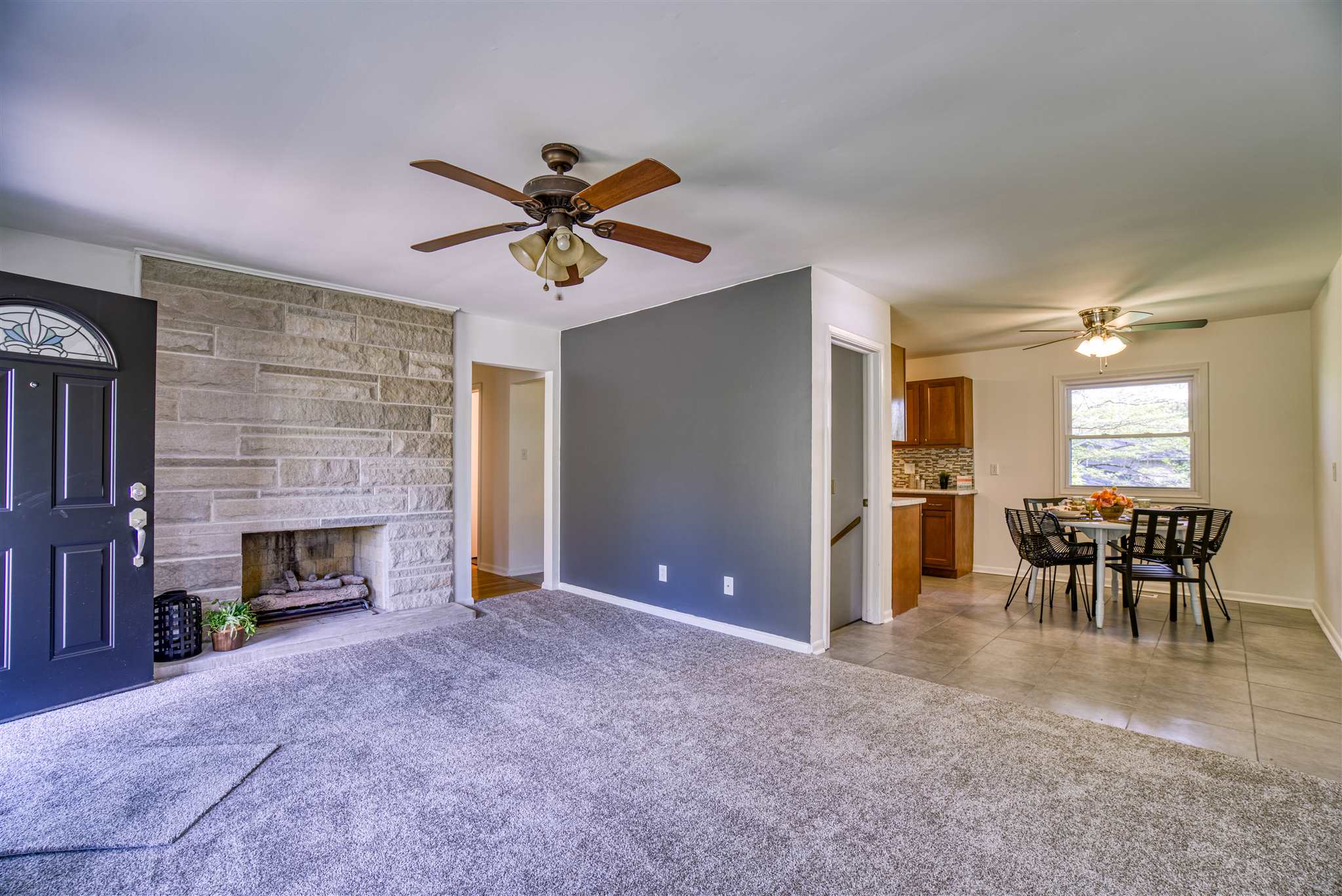 6525 Old State Road Evansville, IN 47710 - Photo 4 of 31 Gallery Image 4