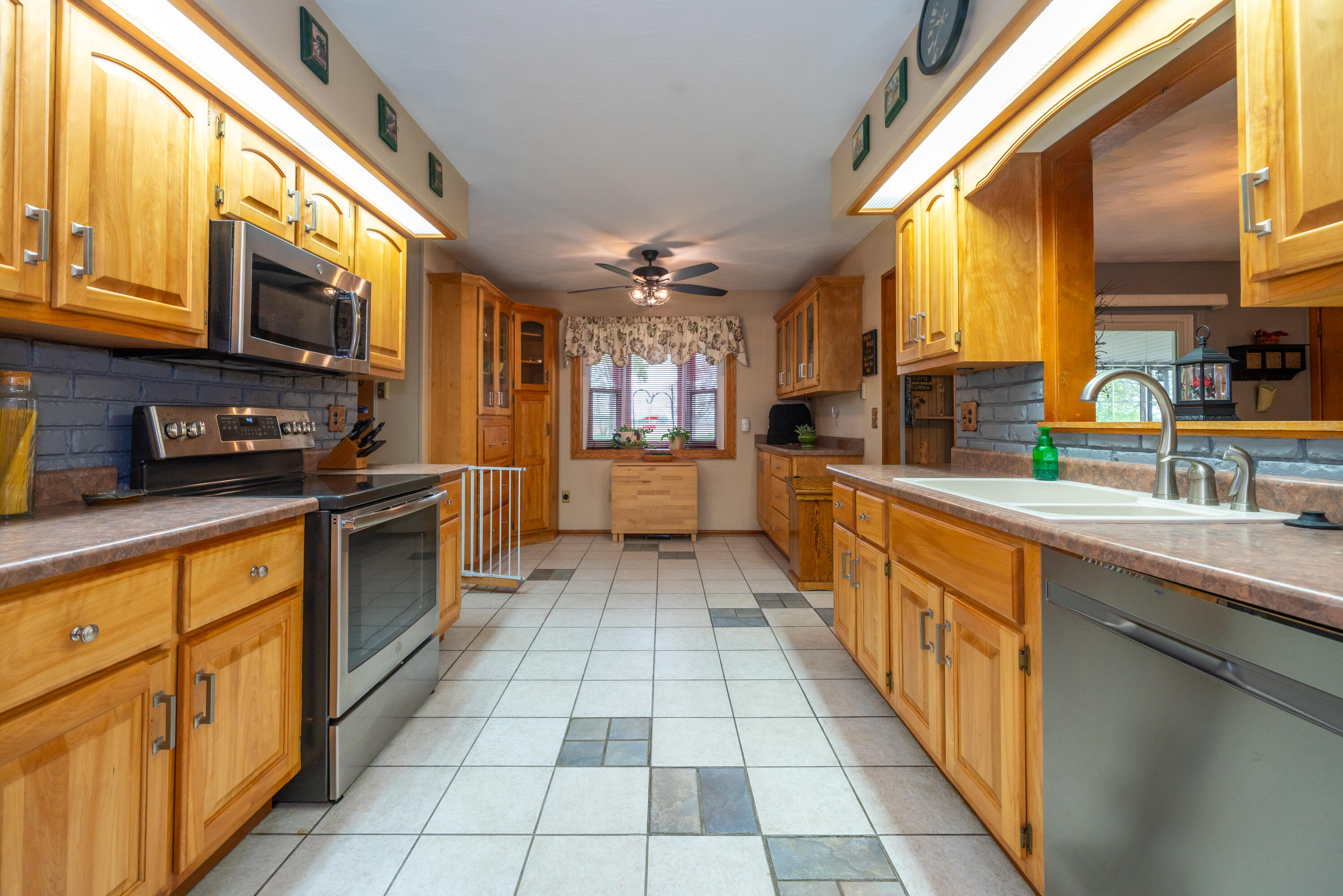 8883 West National Road Clayton, OH 45315 - Photo 8 of 89
