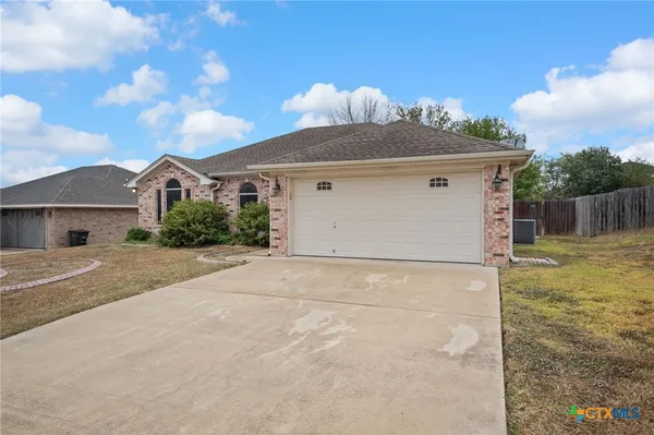$1,800 | 3805 Republic Of Texas Drive, Killeen, TX 76549