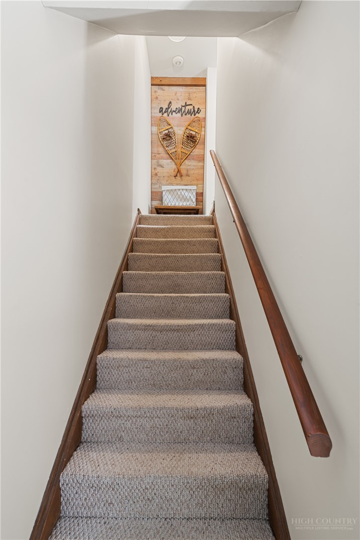 40 Hemlock Hill Road, Unit A Banner Elk, NC 28604 - Photo 15 of 19