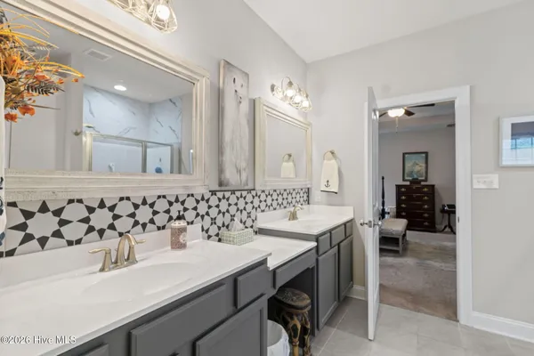 $525,000 | 215 Knightheads Drive, Swansboro, NC 28584