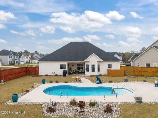 $525,000 | 215 Knightheads Drive, Swansboro, NC 28584