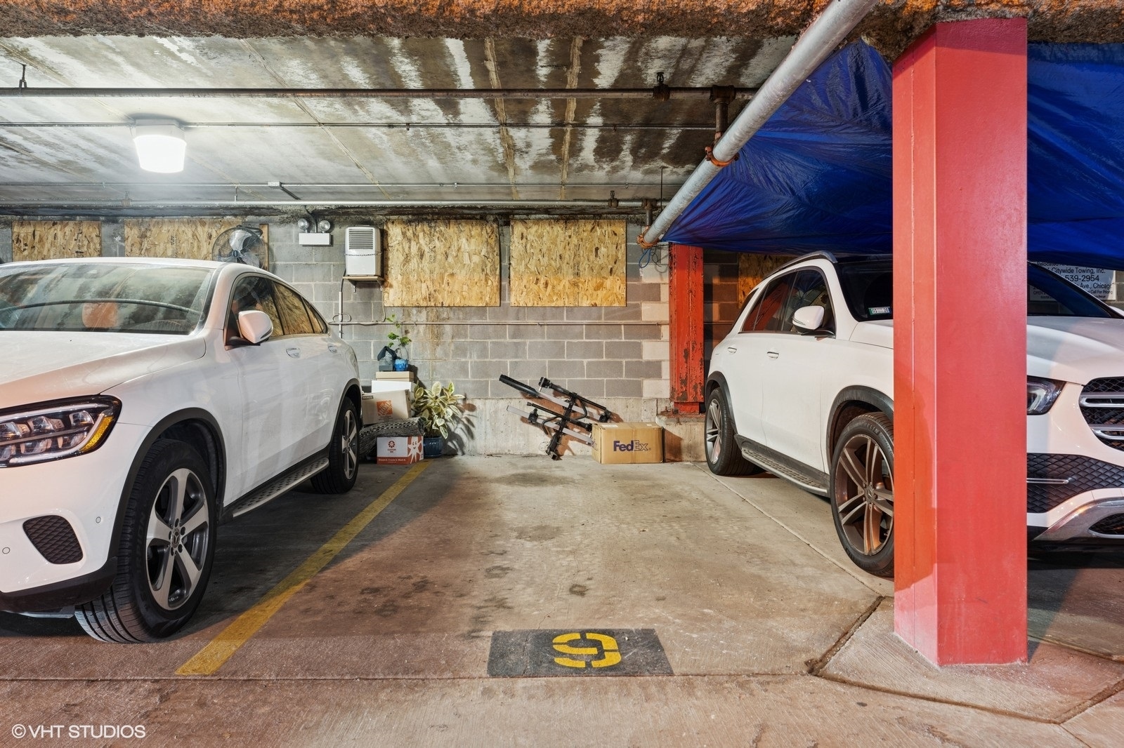 17 North Loomis Street, Unit 1C Chicago, IL 60607 - Photo 24 of 24 a view of car garage