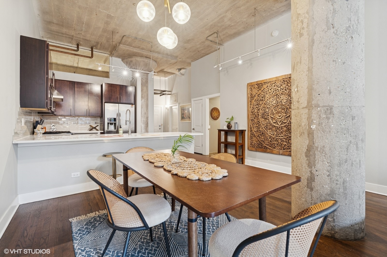 17 North Loomis Street, Unit 1C Chicago, IL 60607 - Photo 9 of 24 a view of a dining room with furniture and wooden floor