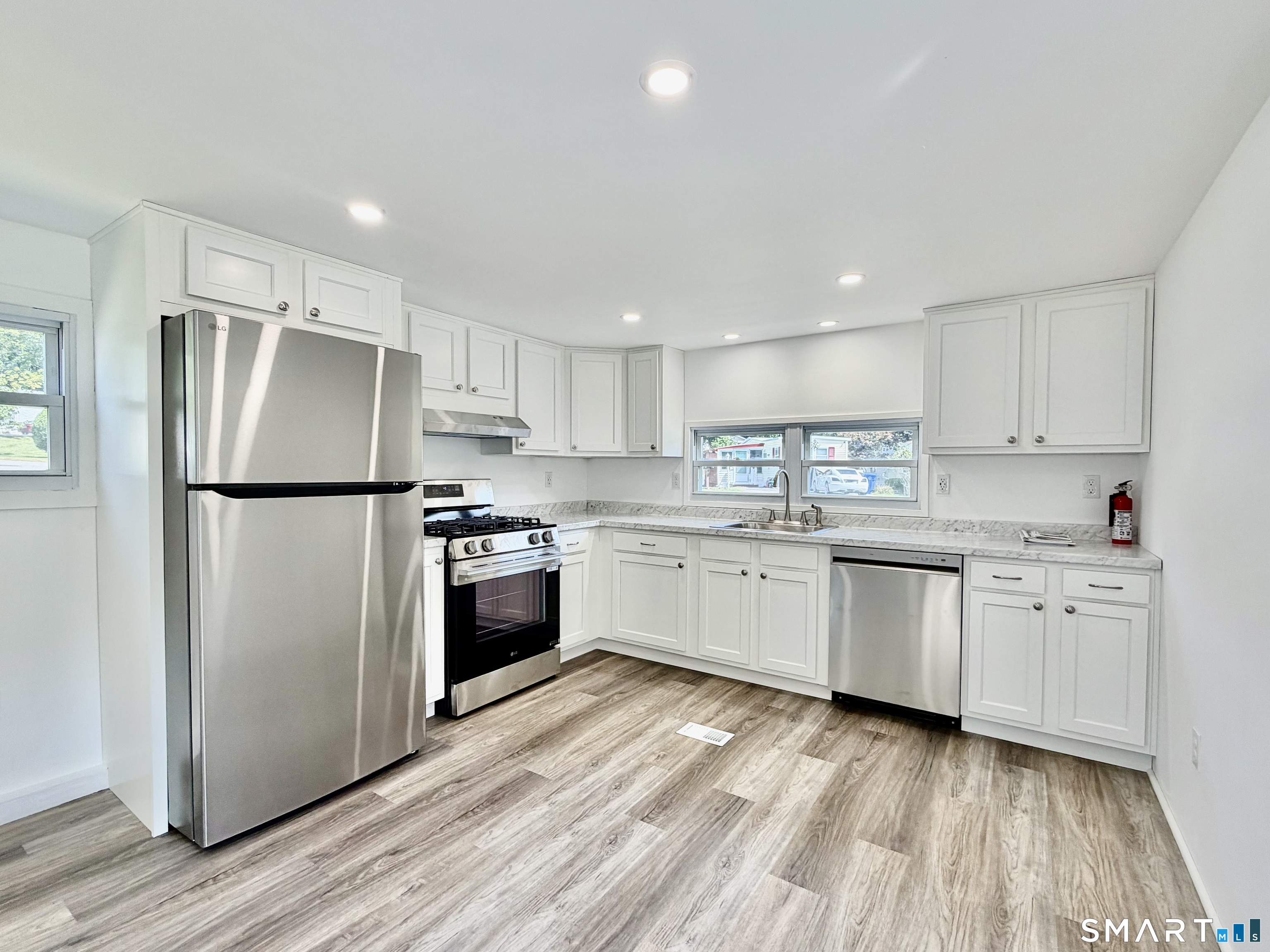 41 Old Wood Road Mansfield, CT 06268 - Photo 12 of 20 Gallery Image 12