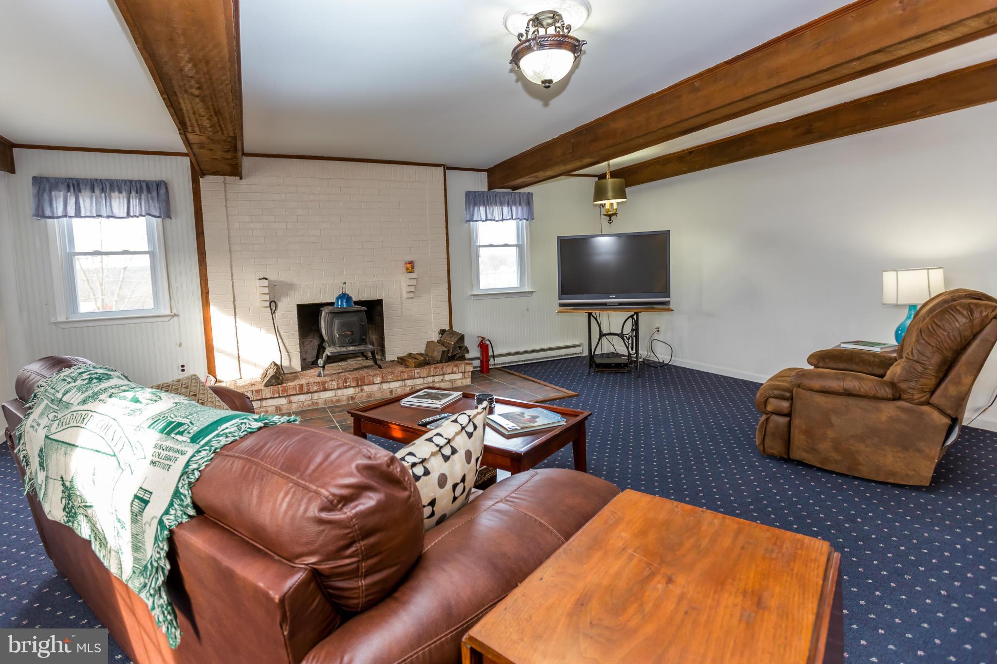2605 Florence Road Mount Airy, MD 21771 - Photo 6 of 30 Family Room w/ Woodstove