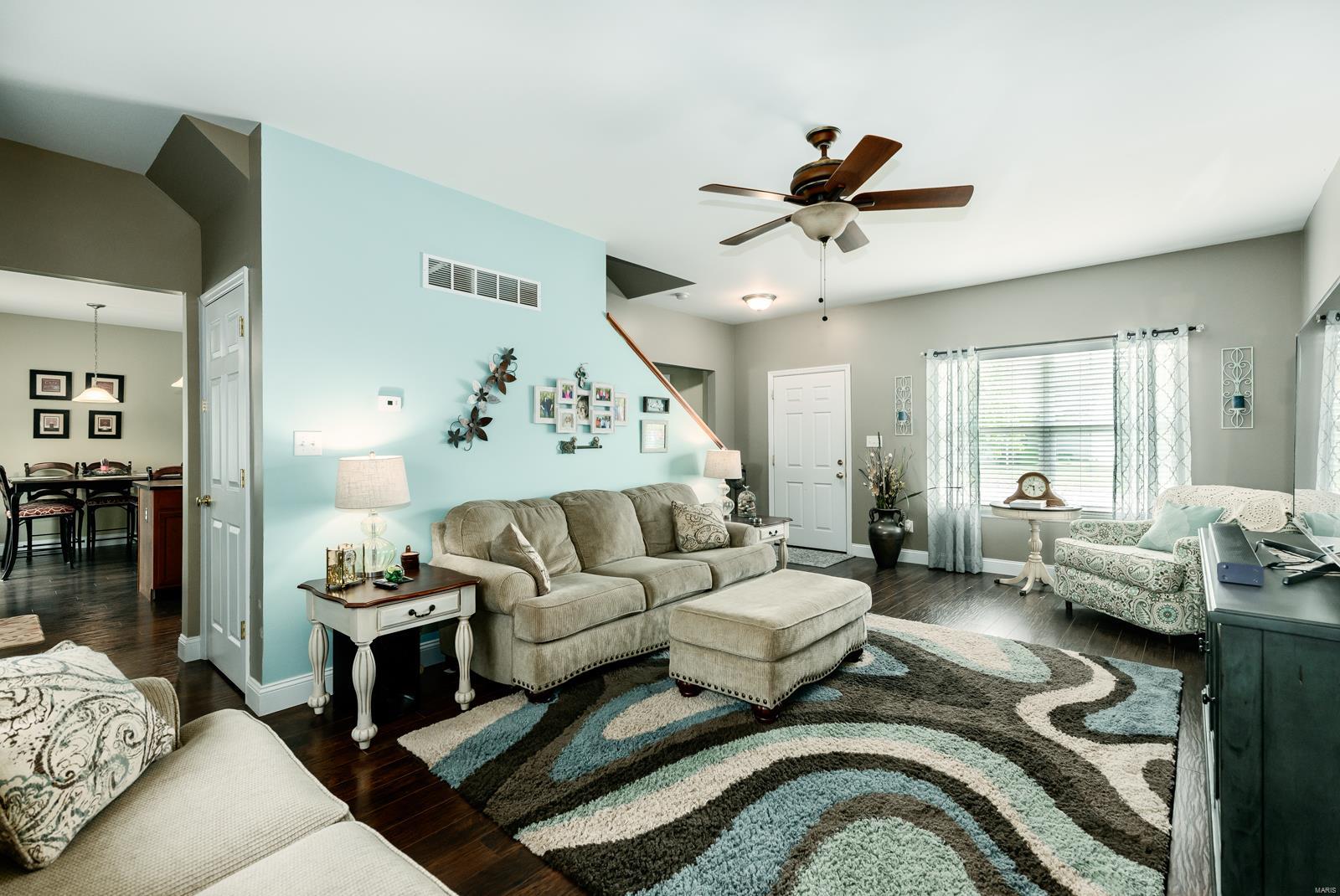 512 Springhurst Parkway O'Fallon, MO 63368 - Photo 3 of 23 Gallery Image 3
