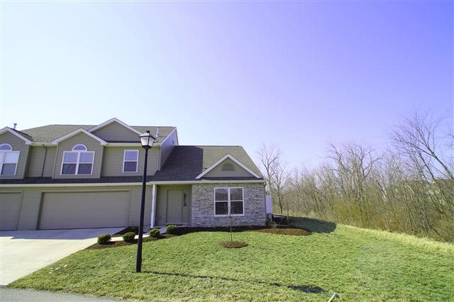 10015 Oak Trail Road Fort Wayne, IN 46825 - Photo 1 of 21