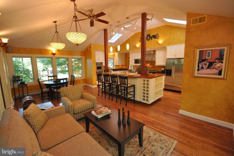 10725 Kinloch Road Silver Spring, MD 20903 - Photo 1 of 16 Family Room