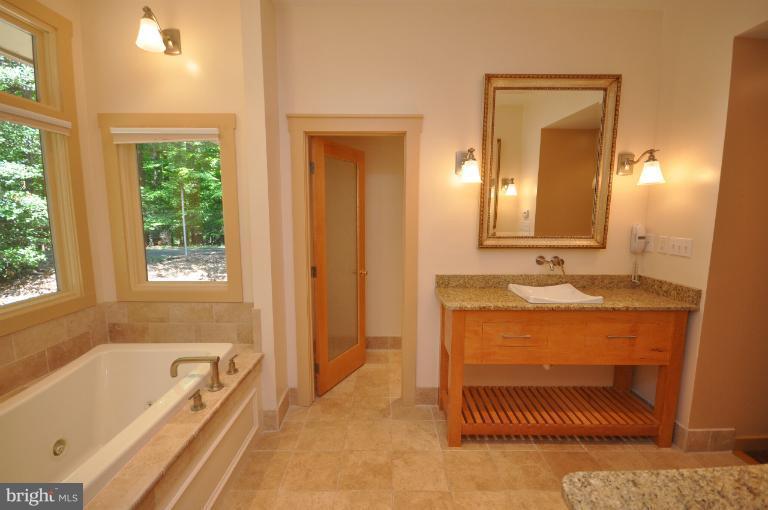 10725 Kinloch Road Silver Spring, MD 20903 - Photo 14 of 16 Bath (Master)