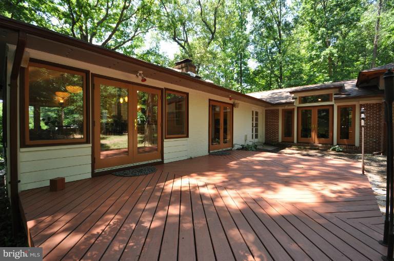10725 Kinloch Road Silver Spring, MD 20903 - Photo 3 of 16 Exterior (General)