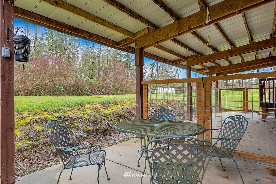 4165 Arnie Road Blaine, WA 98230 - Photo 6 of 22 Gallery Image 6