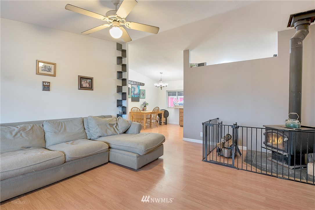 4165 Arnie Road Blaine, WA 98230 - Photo 7 of 22 Gallery Image 7