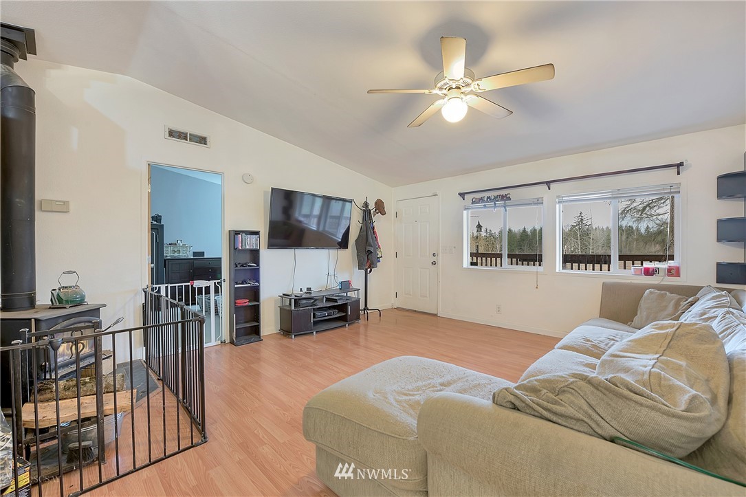 4165 Arnie Road Blaine, WA 98230 - Photo 8 of 22 Gallery Image 8