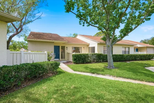 $249,000 | 20 Evelyn Court, Oldsmar, FL 34677