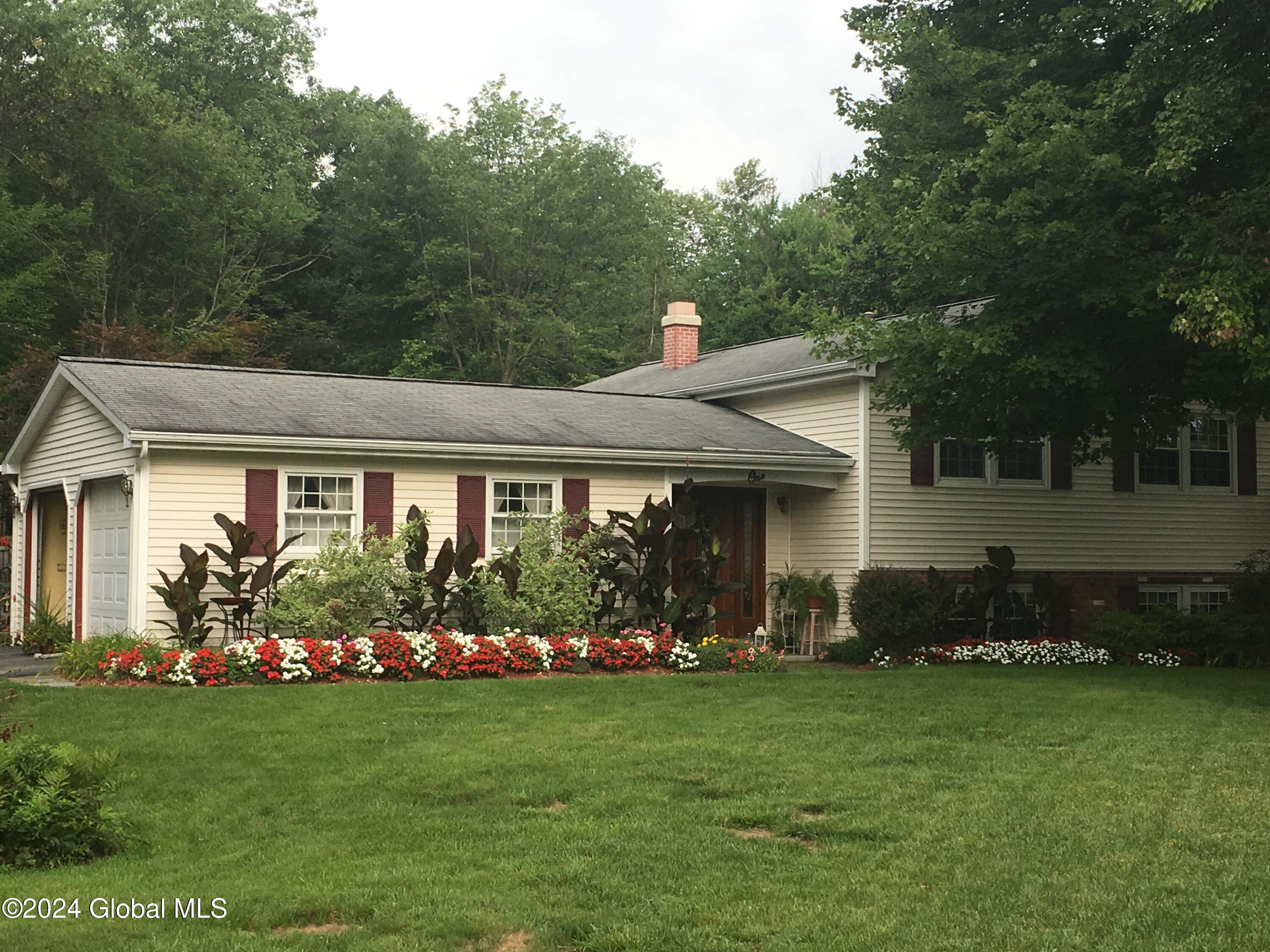 1 Compton Road Clifton Park, NY 12065 - Photo 1 of 34 IMG_1793