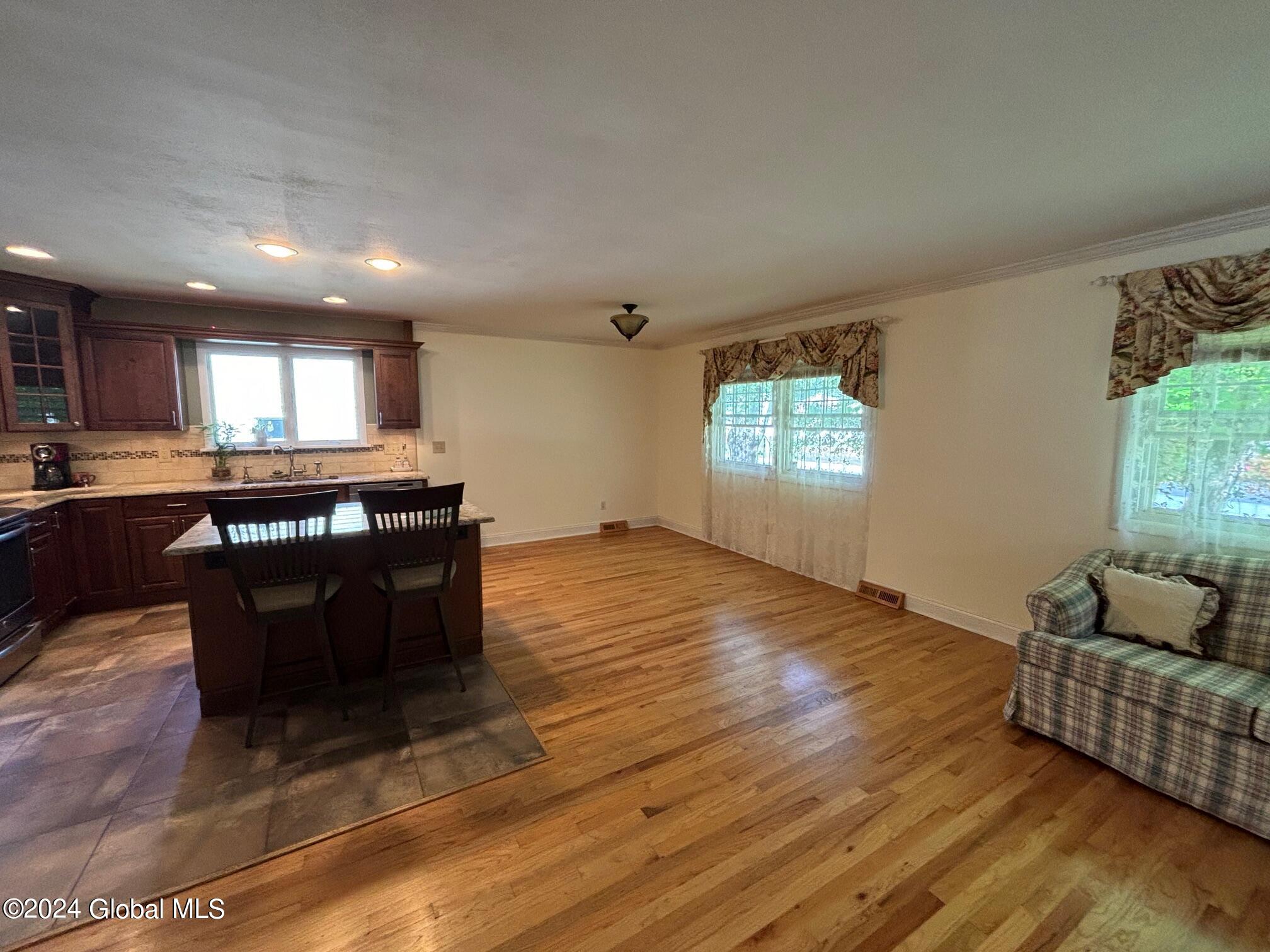 1 Compton Road Clifton Park, NY 12065 - Photo 11 of 34 IMG_1663