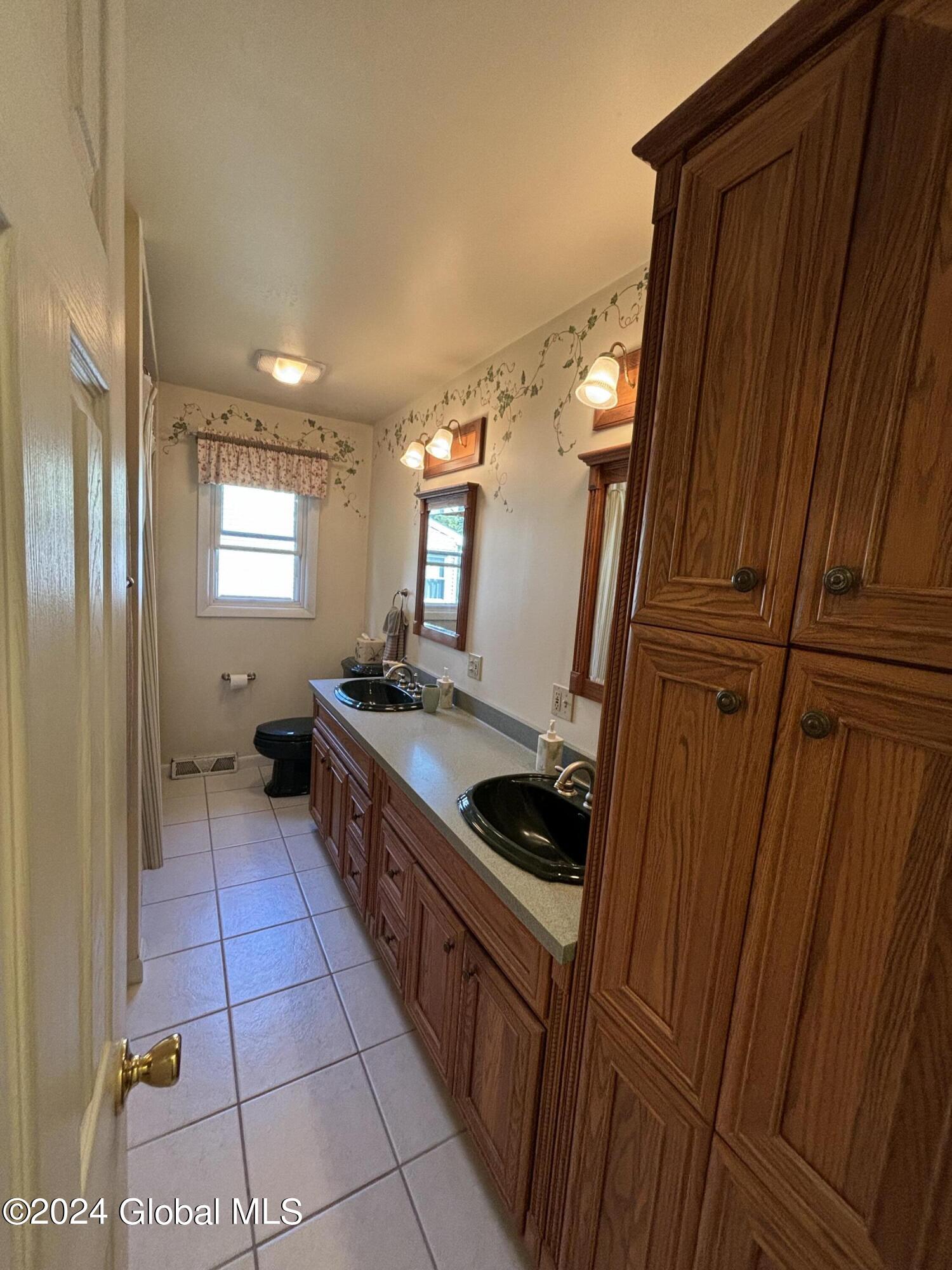 1 Compton Road Clifton Park, NY 12065 - Photo 16 of 34 IMG_1672