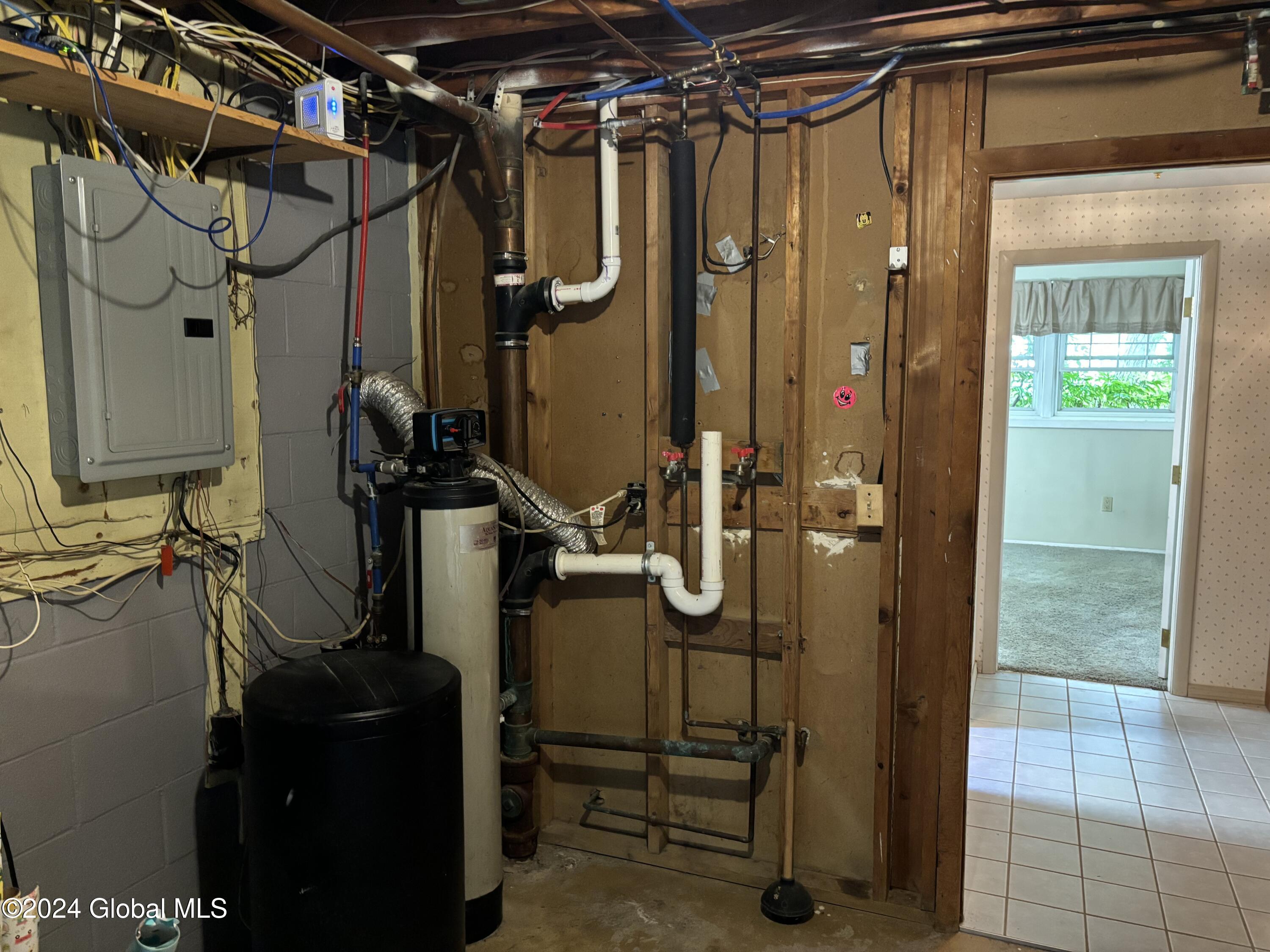 1 Compton Road Clifton Park, NY 12065 - Photo 27 of 34 IMG_1692