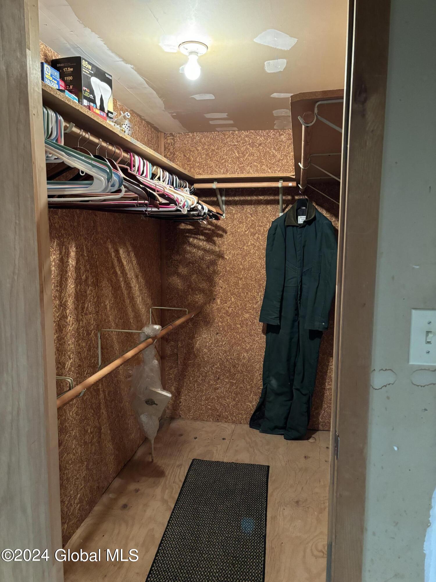 1 Compton Road Clifton Park, NY 12065 - Photo 30 of 34 IMG_1695