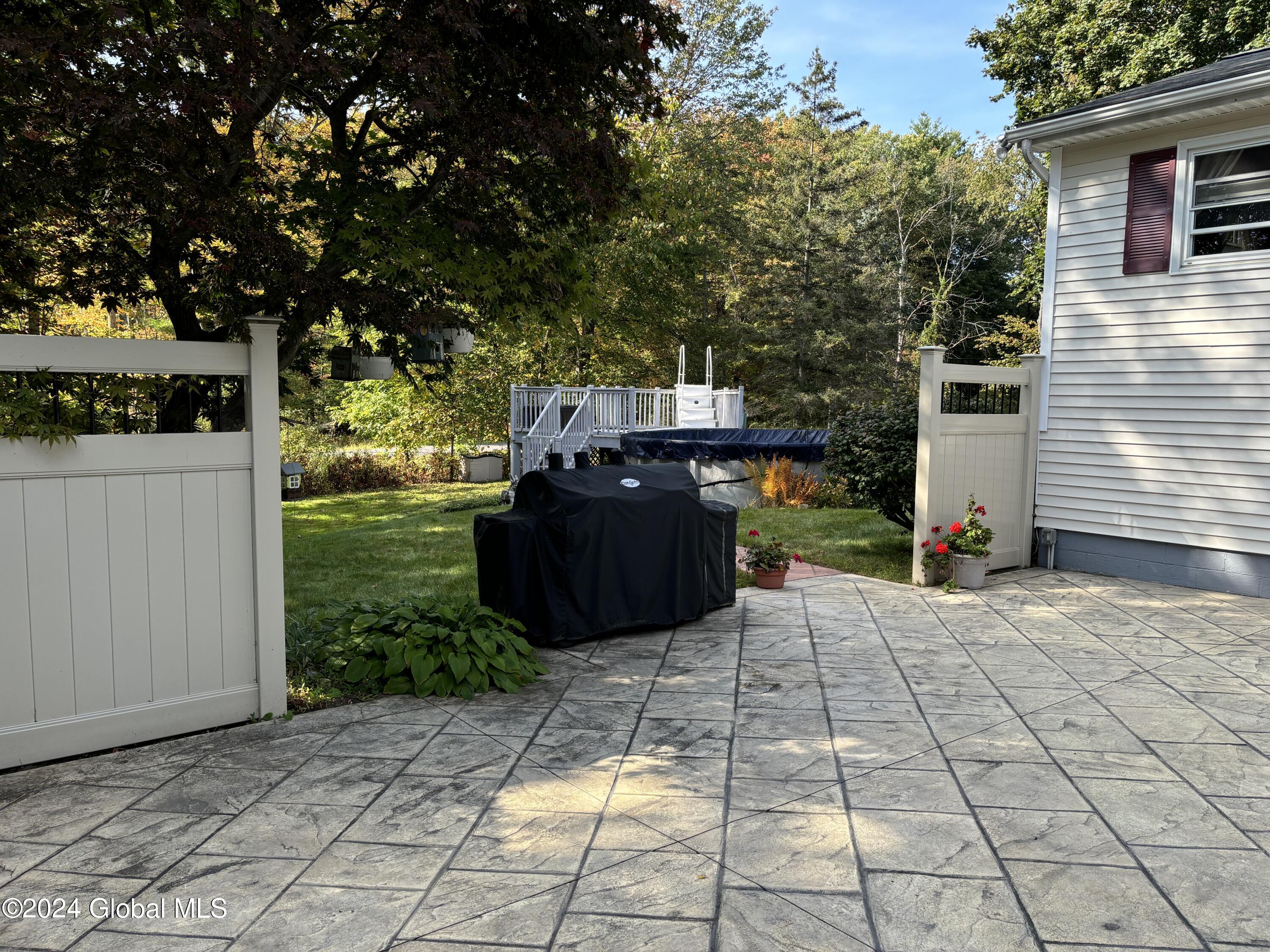 1 Compton Road Clifton Park, NY 12065 - Photo 6 of 34 IMG_1702