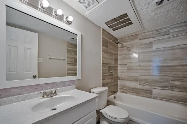 $950 | 8002 Cambridge Circle, Unit A, White Settlement, TX 76108