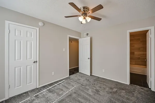 $950 | 8002 Cambridge Circle, Unit A, White Settlement, TX 76108